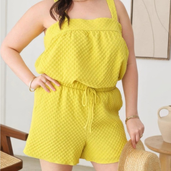 Textured Top And Short Sets - Picture 5 of 6